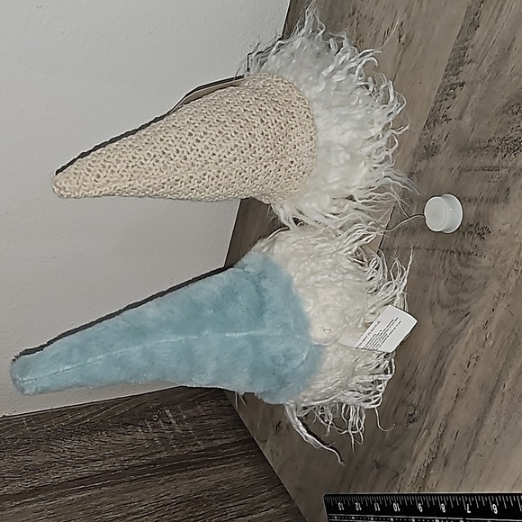 2 Light Up Gnomes - Picture 3 of 7